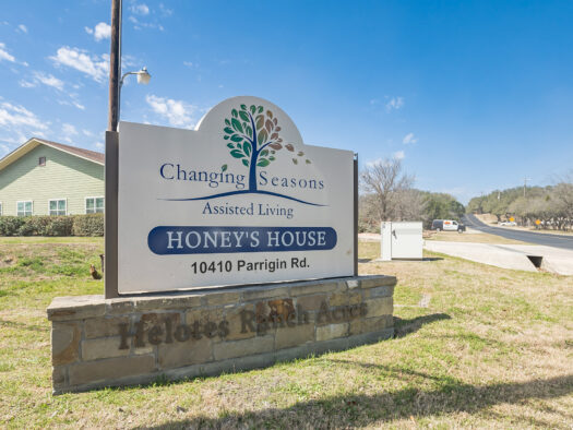 Honey's House of Holetes